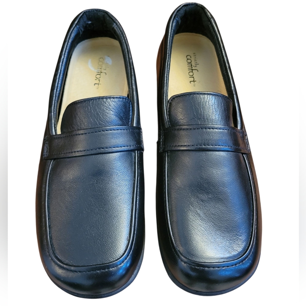Steictly Comfort Shoes